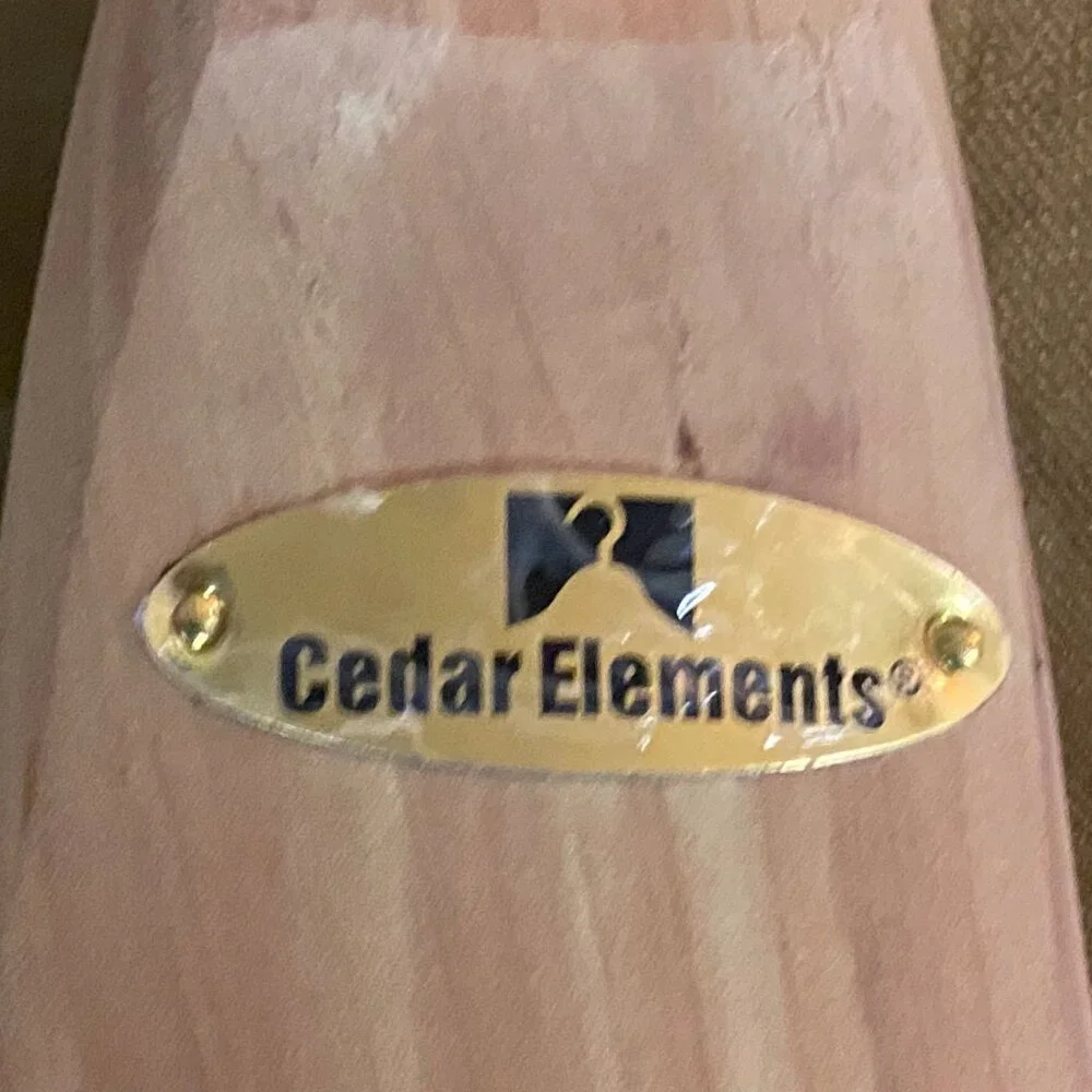 Cedar Elements shoe medium cedar