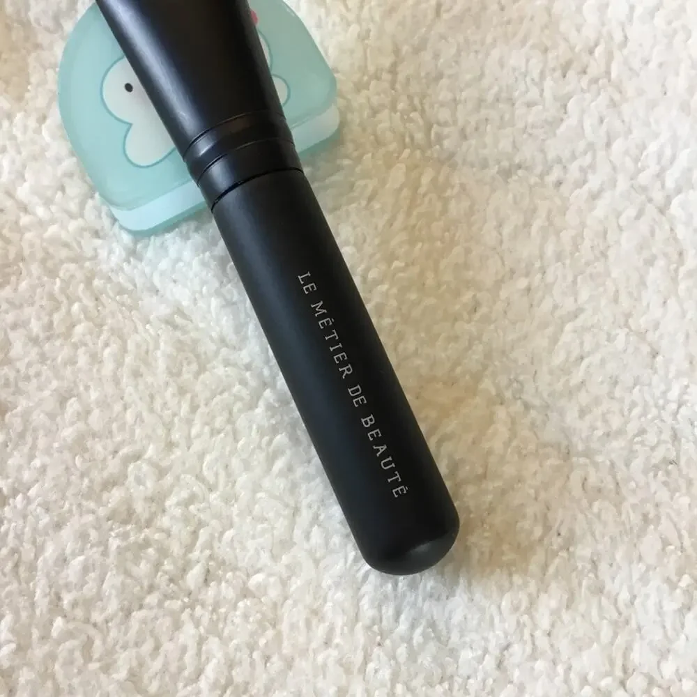 Le Métier de Beauté brand le