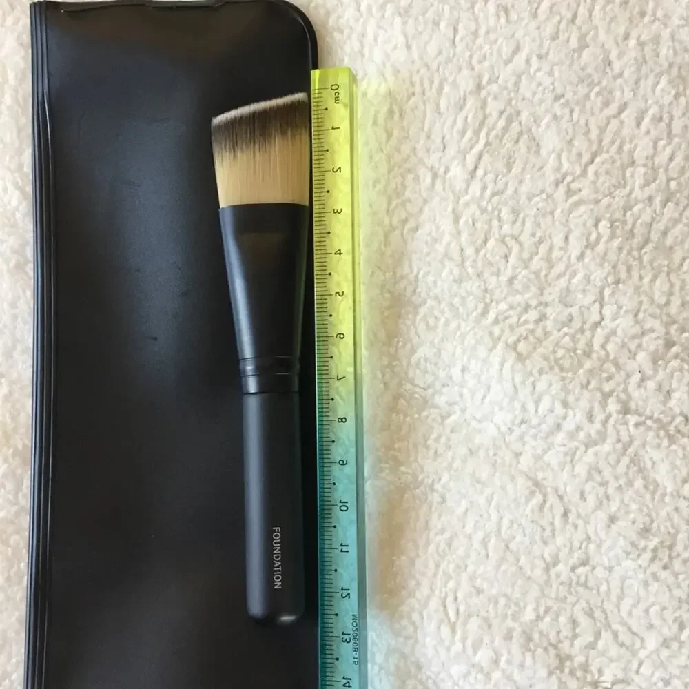 Le Métier de Beauté brand le