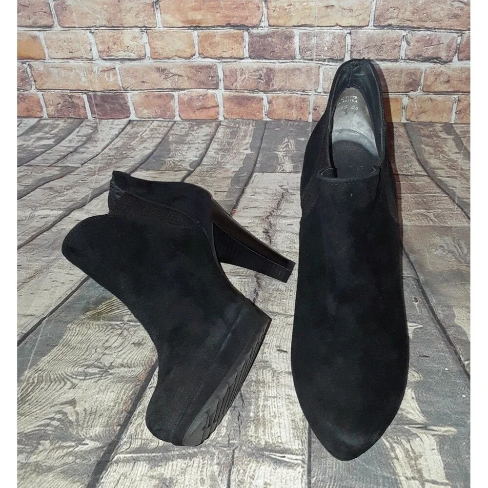 Paul Green Black Suede Ankle Platform Lug Sole Booties boots 8.5 elastic side